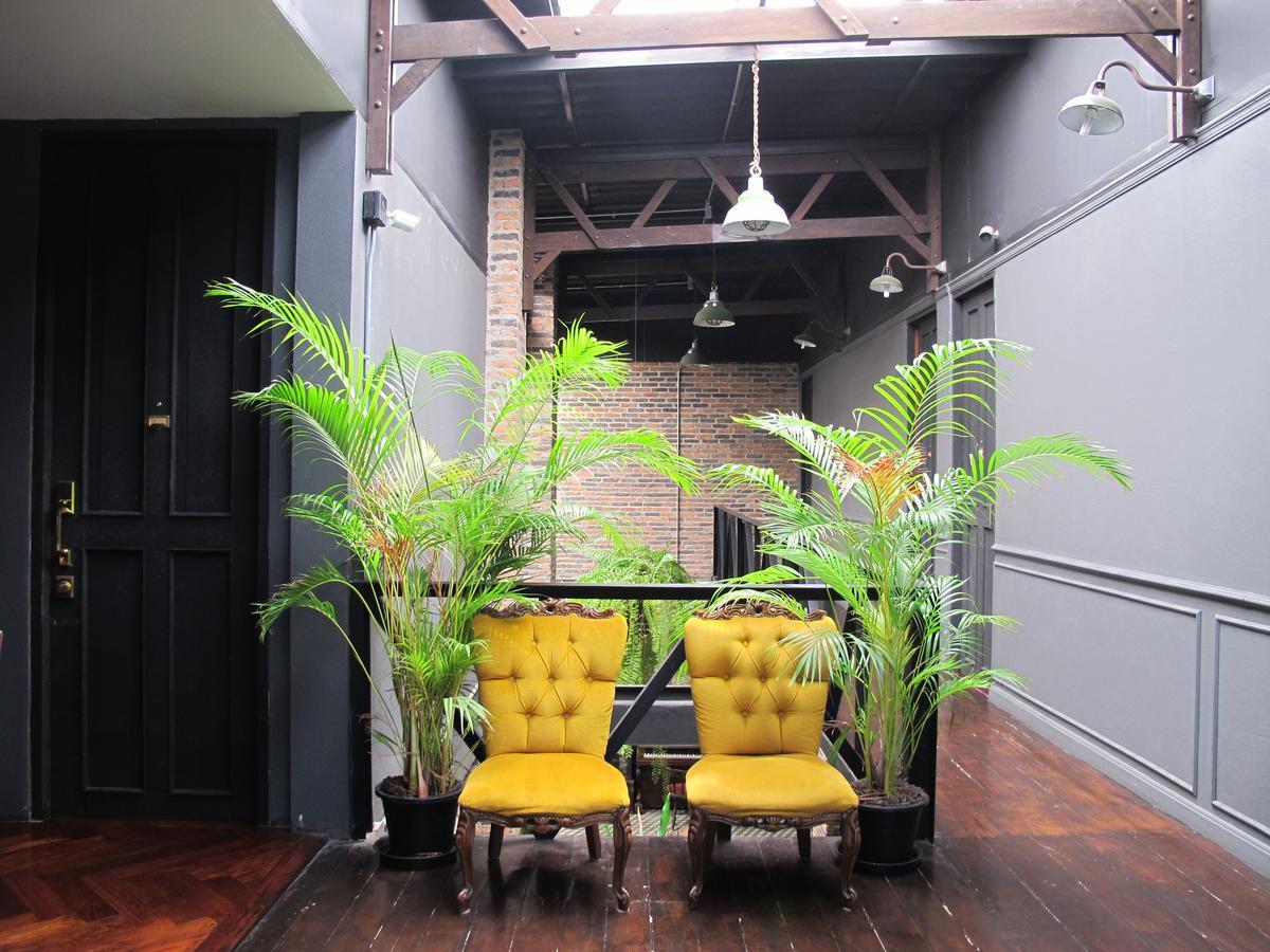 J No.14 Bed & Breakfast Bangkok Exterior foto